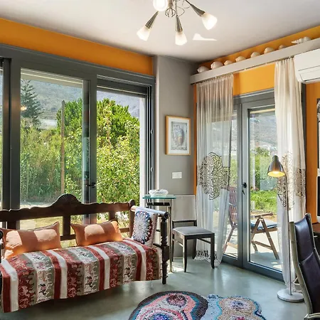 Livadi House Amorgos Hébergement de vacances Aegiali